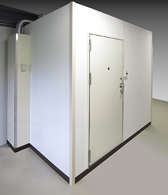 Sound attenuating room with electromagnetic shield AMS type